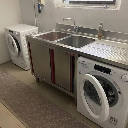 Cucchiari 7a Appartement *